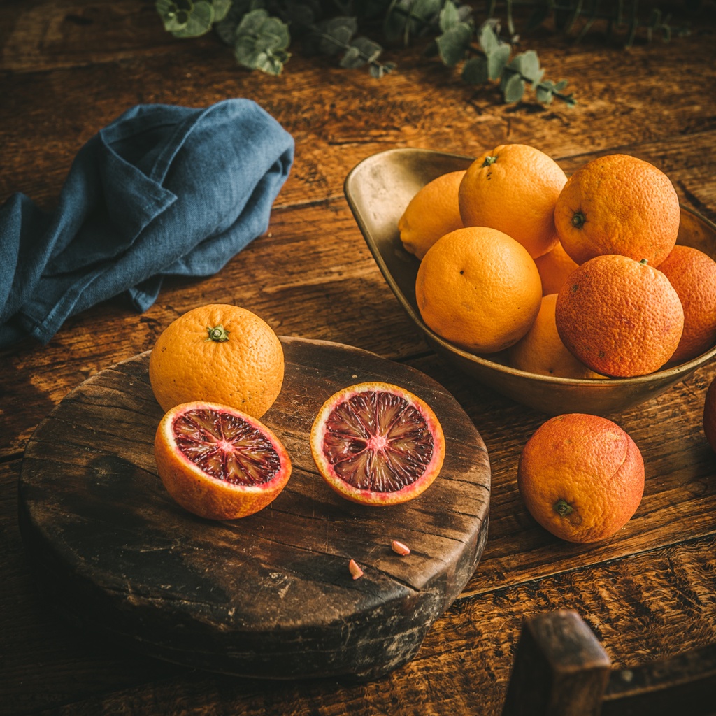 Orange - Eating 3 or 4 pack