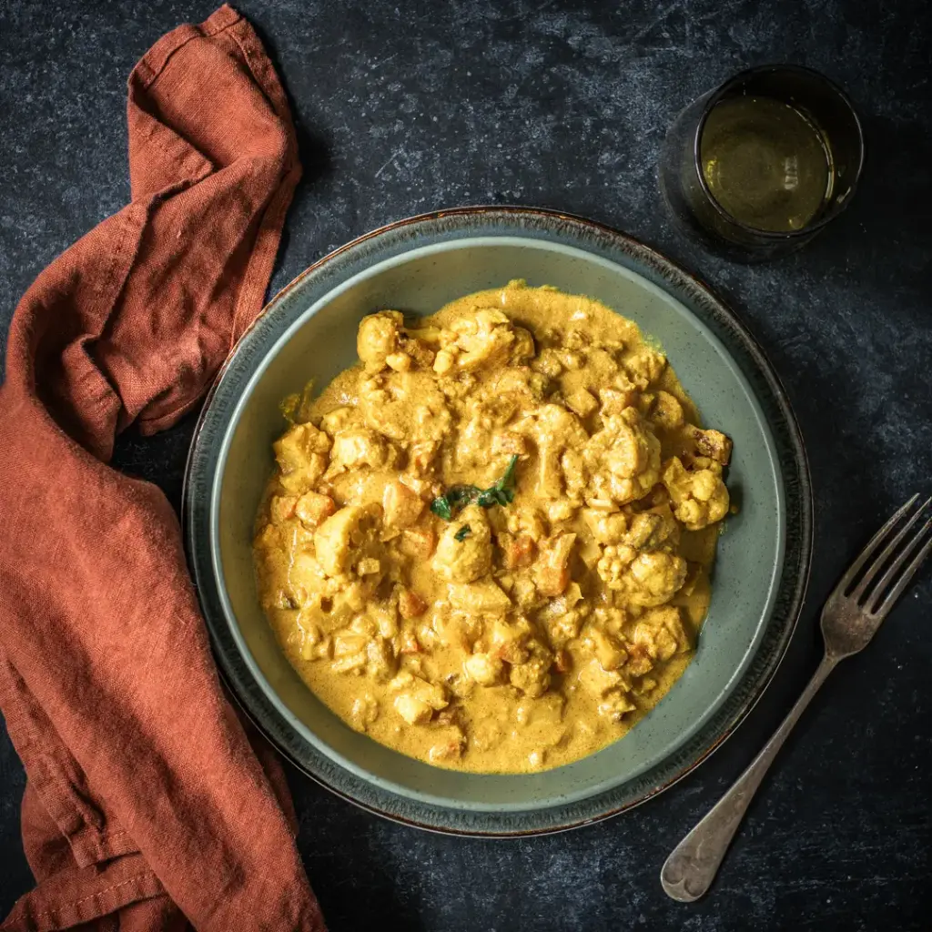 Parsnip, Carrot & Cauliflower Korma for 2 (frozen)