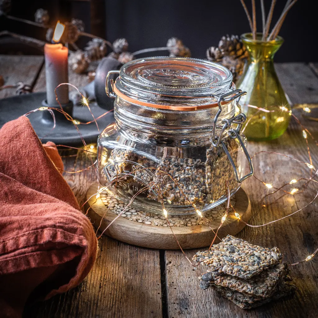 Seeded Crackers in Kilner jar