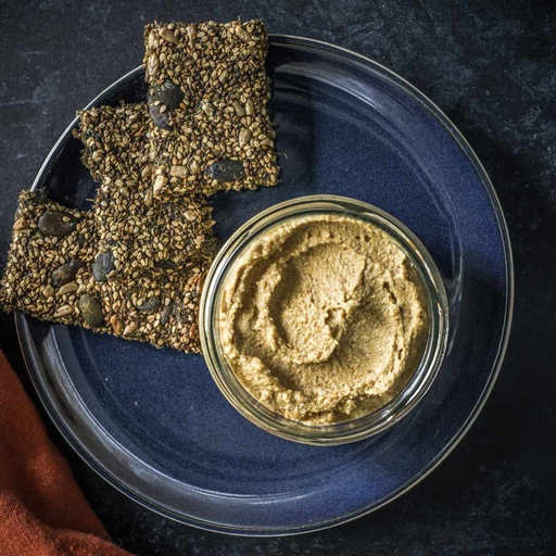 Confit of garlic hummus