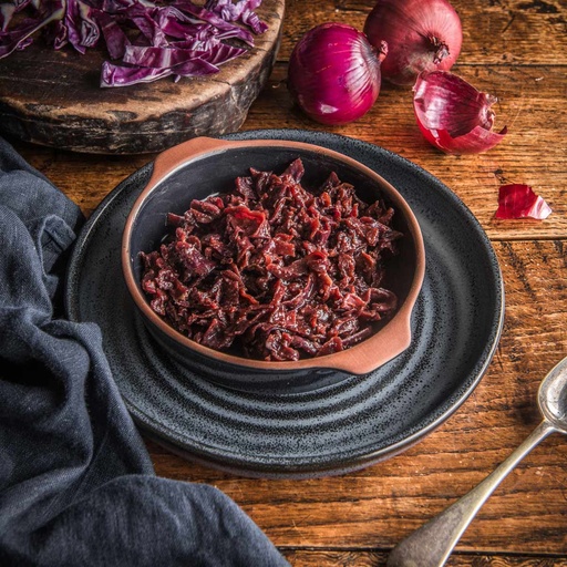 Braised red cabbage side dish