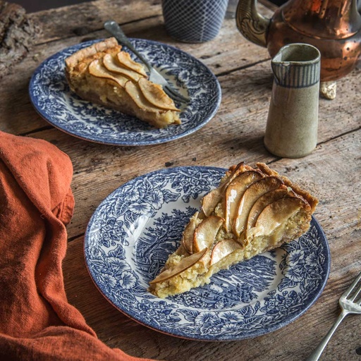 Plum frangipani tart