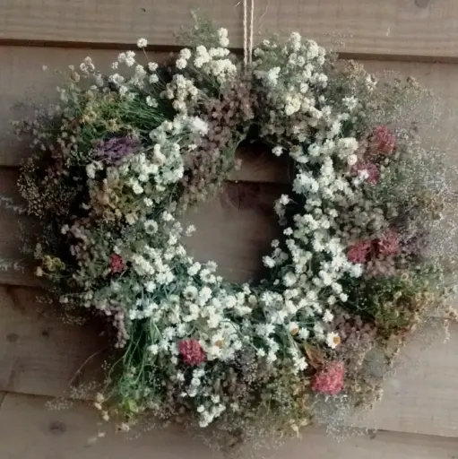 Dried flower wreath